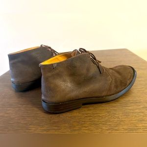 Vintage Camper desert boots ca 2001. Dusty cocoa Nick, rubbed sole, well-loved 9